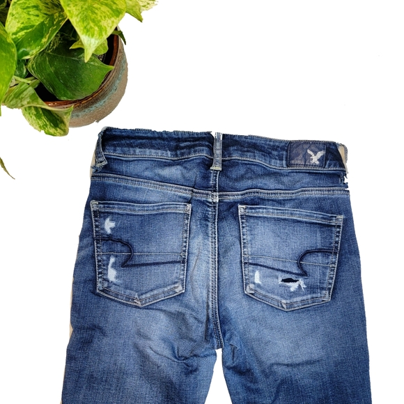 🎉 LAST CHANCE! 🎉 American Eagle Distressed Jeggings / Dark Wash / Size 4 Short - Picture 5 of 12